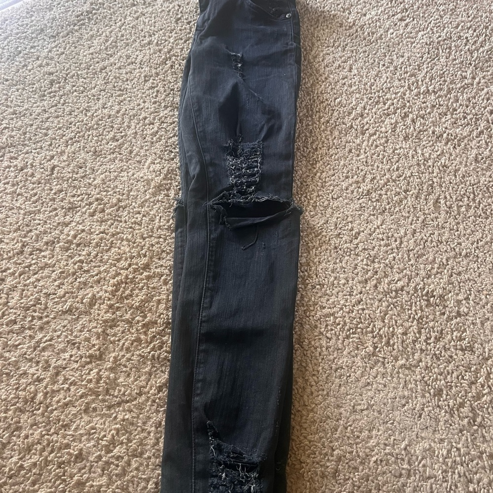 Black Distressed Jeans